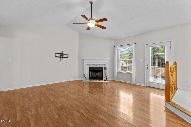 304 Quailwood Dr, Fuquay Varina, NC 27526