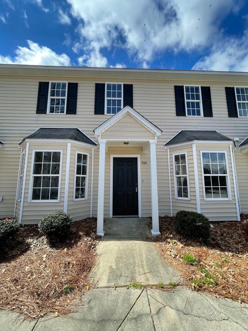 304 S Raleigh St, Angier, NC 27501