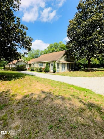 304 Sandalwood Ave, Louisburg, NC 27549