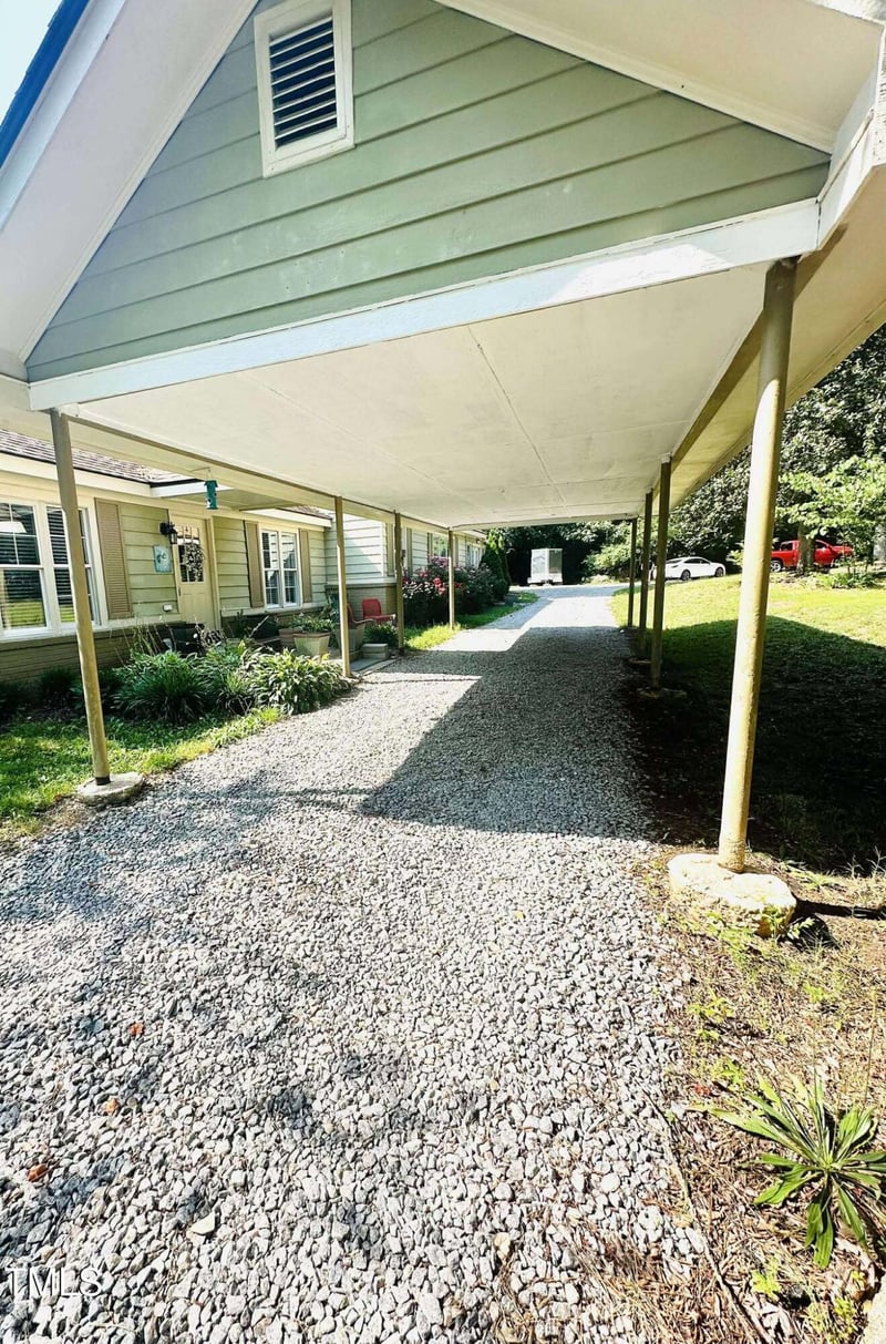 304 Sandalwood Ave, Louisburg, NC 27549
