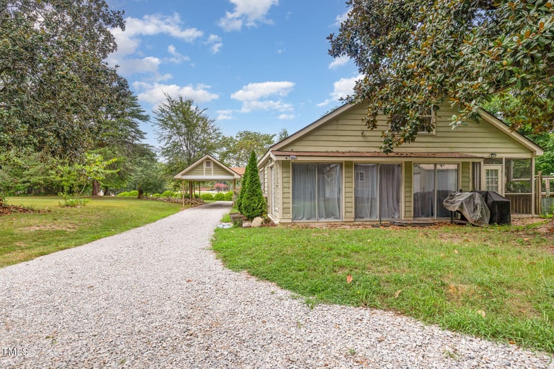 304 Sandalwood Ave, Louisburg, NC 27549