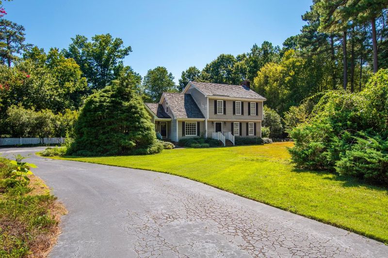 304 Sandhurst Rd, Raleigh, NC 27615
