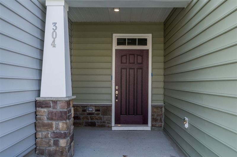 304 Shale Creek Dr, Durham, NC 27703