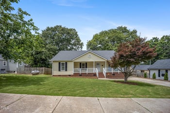 304 Smith St, Clayton, NC 27520