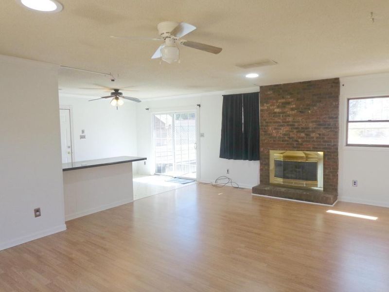 304 Stratford, Mebane, NC 27302