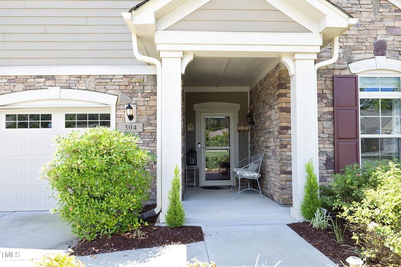 304 Summitview Lp, Cary, NC 27519