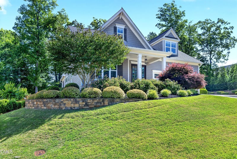 304 Sunset Glade Cir, Fuquay Varina, NC 27526