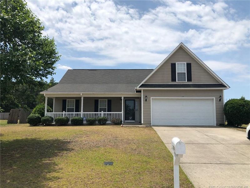 304 Thomas Edison Pl, Hope Mills, NC 28348