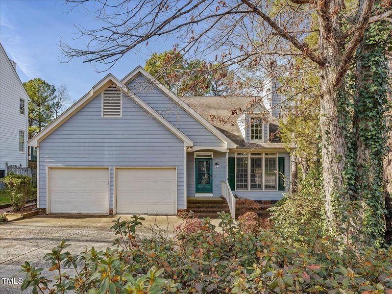 304 Trafalgar Ln, Cary, NC 27513