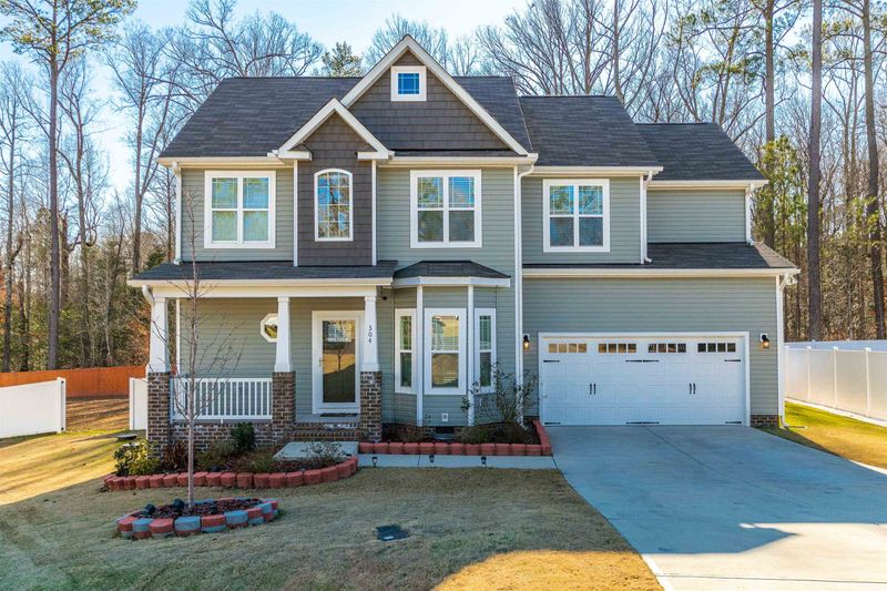304 Trailblazer Ln, Garner, NC 27529