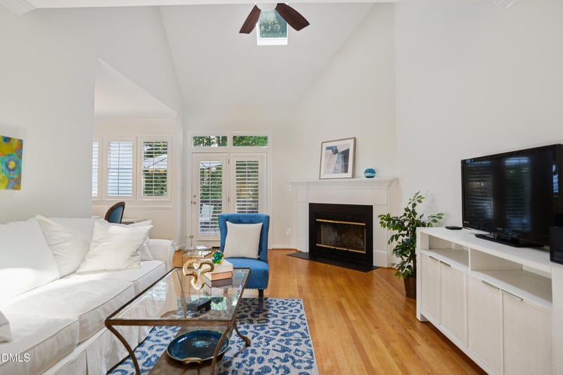 304 Vinca Cir, Cary, NC 27513
