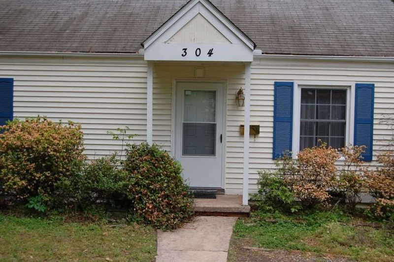 304 Waldo St, Cary, NC 27511