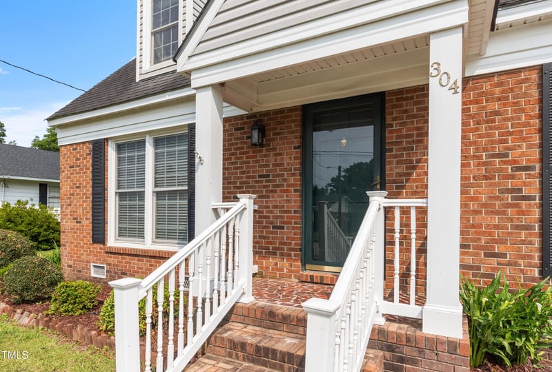 304 Westfield Dr, Dunn, NC 28334