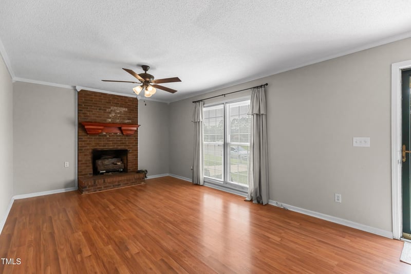 304 Westfield Dr, Dunn, NC 28334