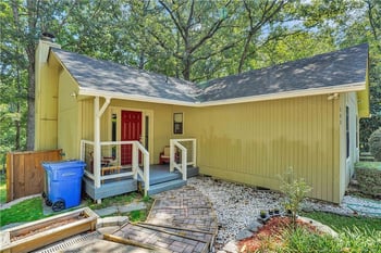 304 Whipple Tree Ln, Fayetteville, NC 28314