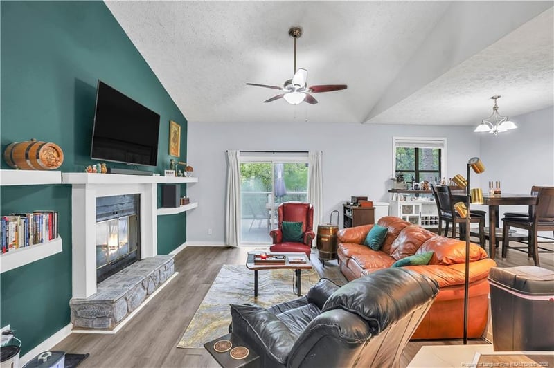304 Whipple Tree Ln, Fayetteville, NC 28314