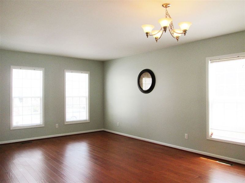 304 Whitney Ln, Durham, NC 27713