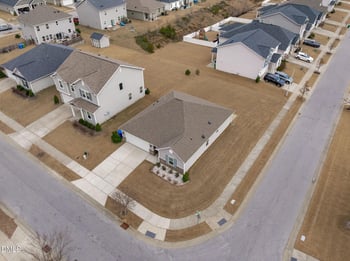 304 Willow Grove Ln, Fuquay Varina, NC 27526