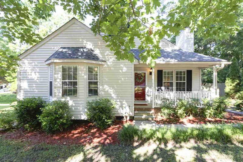 304 Wolfbridge Rd, Holly Springs, NC 27540