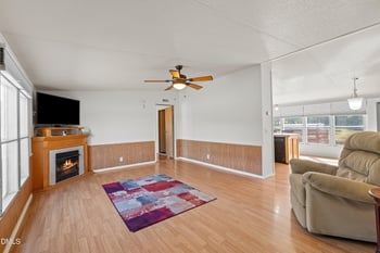 3040 Medlin Rd, Clayton, NC 27527
