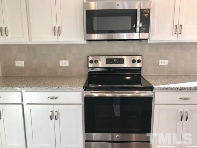 3040 Moorpark Ln, Garner, NC 27529