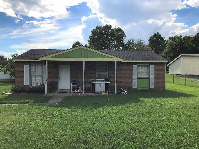 3040 Wedgedale Dr, Durham, NC 27703
