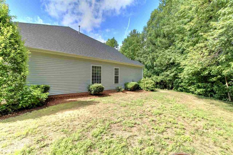 3040 White Cloud Cir, Apex, NC 27502