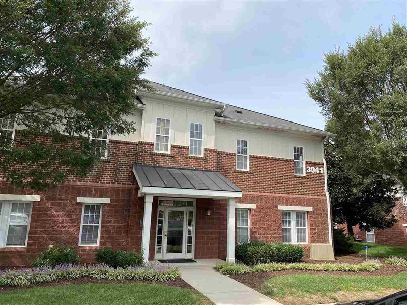 3041 Berks Way #102, Raleigh, NC 27614
