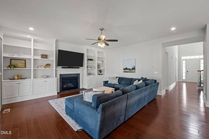 3044 Burlap Dr, Apex, NC 27523