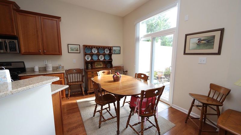 3044 Imperial Oaks Dr, Raleigh, NC 27614