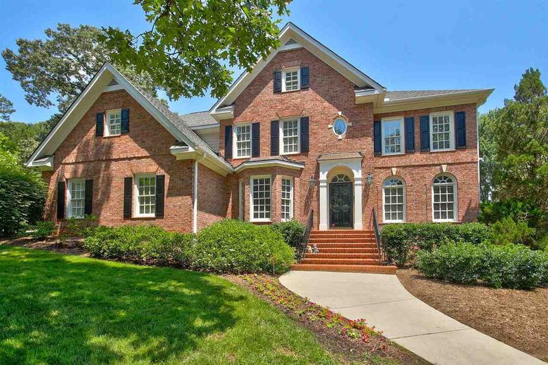3048 Churchill Rd, Raleigh, NC 27607