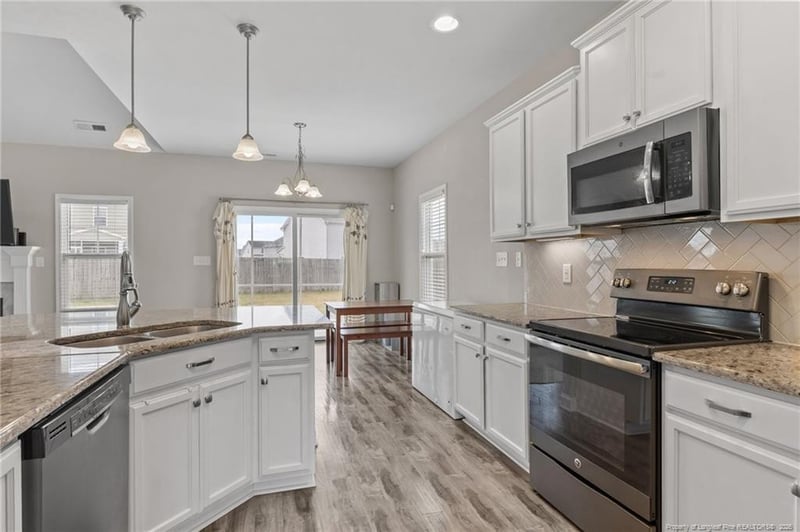 3049 Kilchattan Dr, Fayetteville, NC 28306