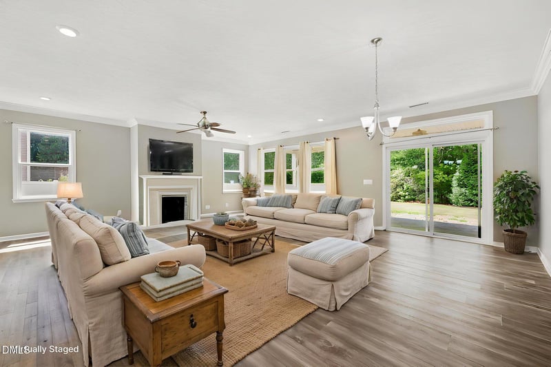 3049 Willow Ranch Dr, Fuquay Varina, NC 27526