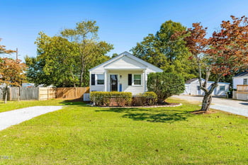 305 10th St, Erwin, NC 28339