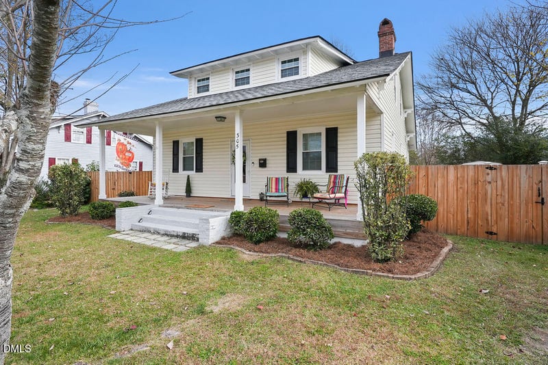 305 17th St, Erwin, NC 28339