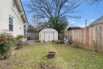 305 17th St, Erwin, NC 28339