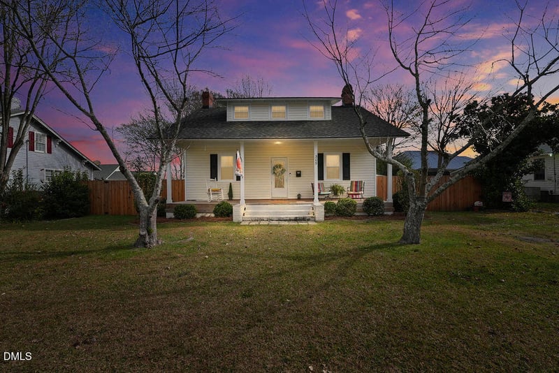 305 17th St, Erwin, NC 28339