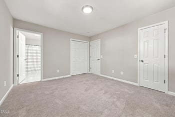 305 N 1st St, Sanford, NC 27330
