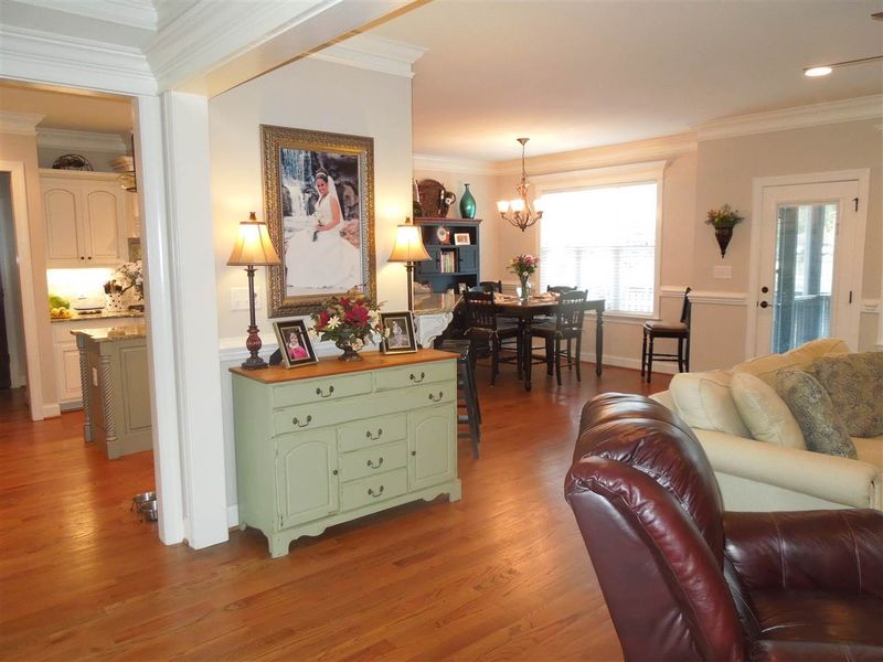 305 Annandale Dr, Clayton, NC 27520