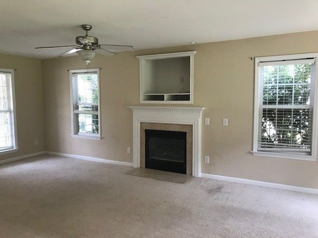305 Arbor Crest Rd, Holly Springs, NC 27540