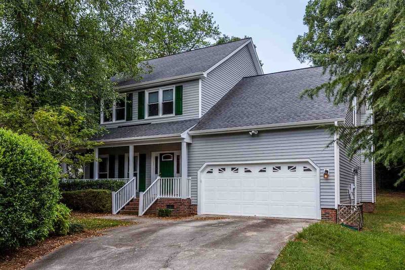 305 Arlington Rg, Cary, NC 27513
