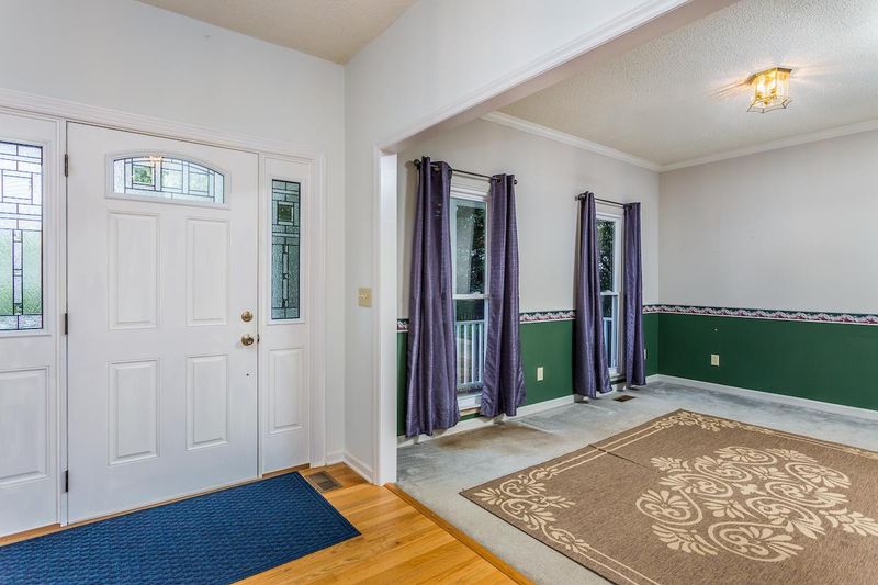 305 Arlington Rg, Cary, NC 27513