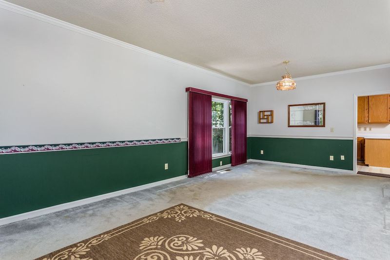 305 Arlington Rg, Cary, NC 27513