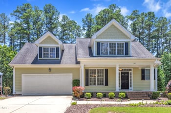 305 Avent Meadows Ln, Holly Springs, NC 27540