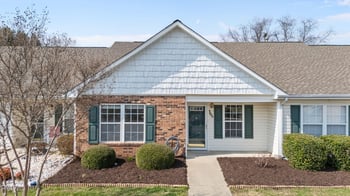 305 Bowen Lake Dr, Kernersville, NC 27284