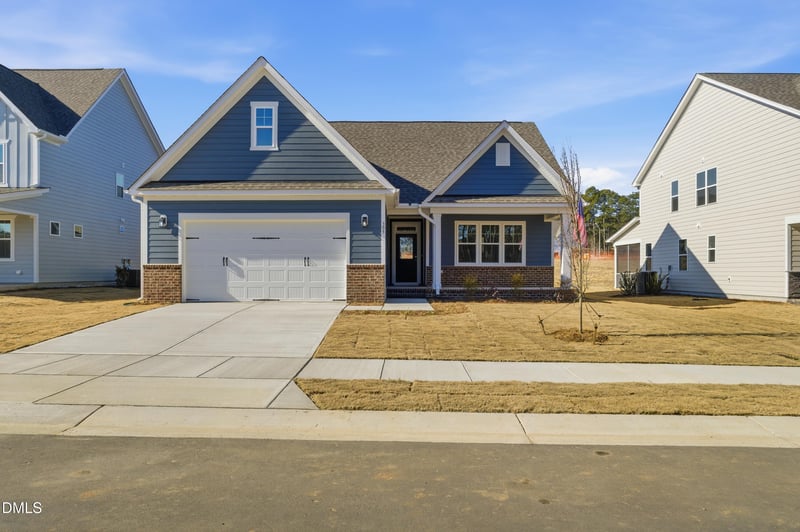 305 Brindle Dr, Fuquay Varina, NC 27526