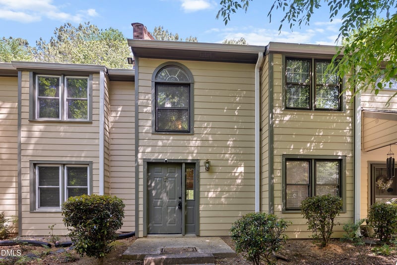 305 Broad Leaf Cir, Raleigh, NC 27613