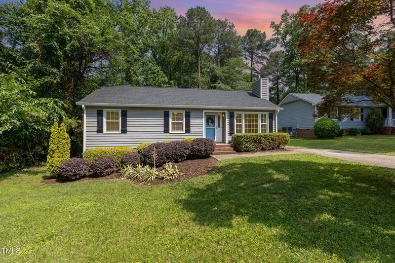 305 Burkwood Ln, Raleigh, NC 27609