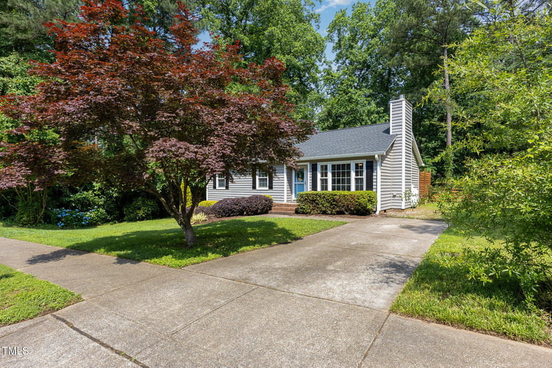 305 Burkwood Ln, Raleigh, NC 27609