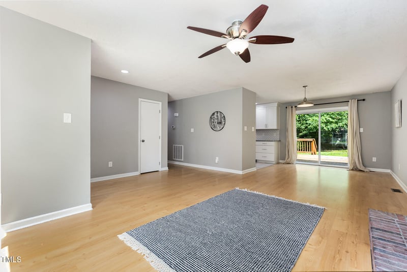 305 Burkwood Ln, Raleigh, NC 27609